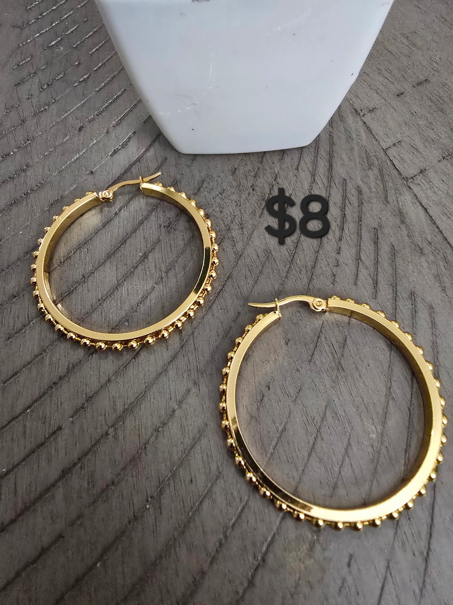 Gold circular Earrings