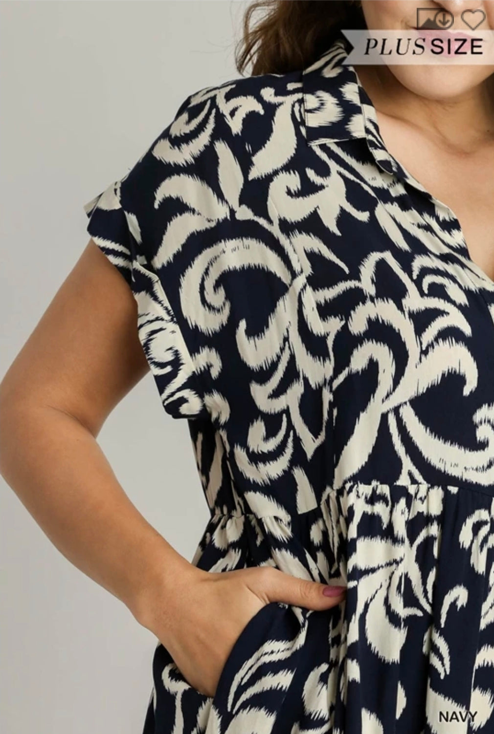 Two tone abstract print collared baby doll dress with side pockets