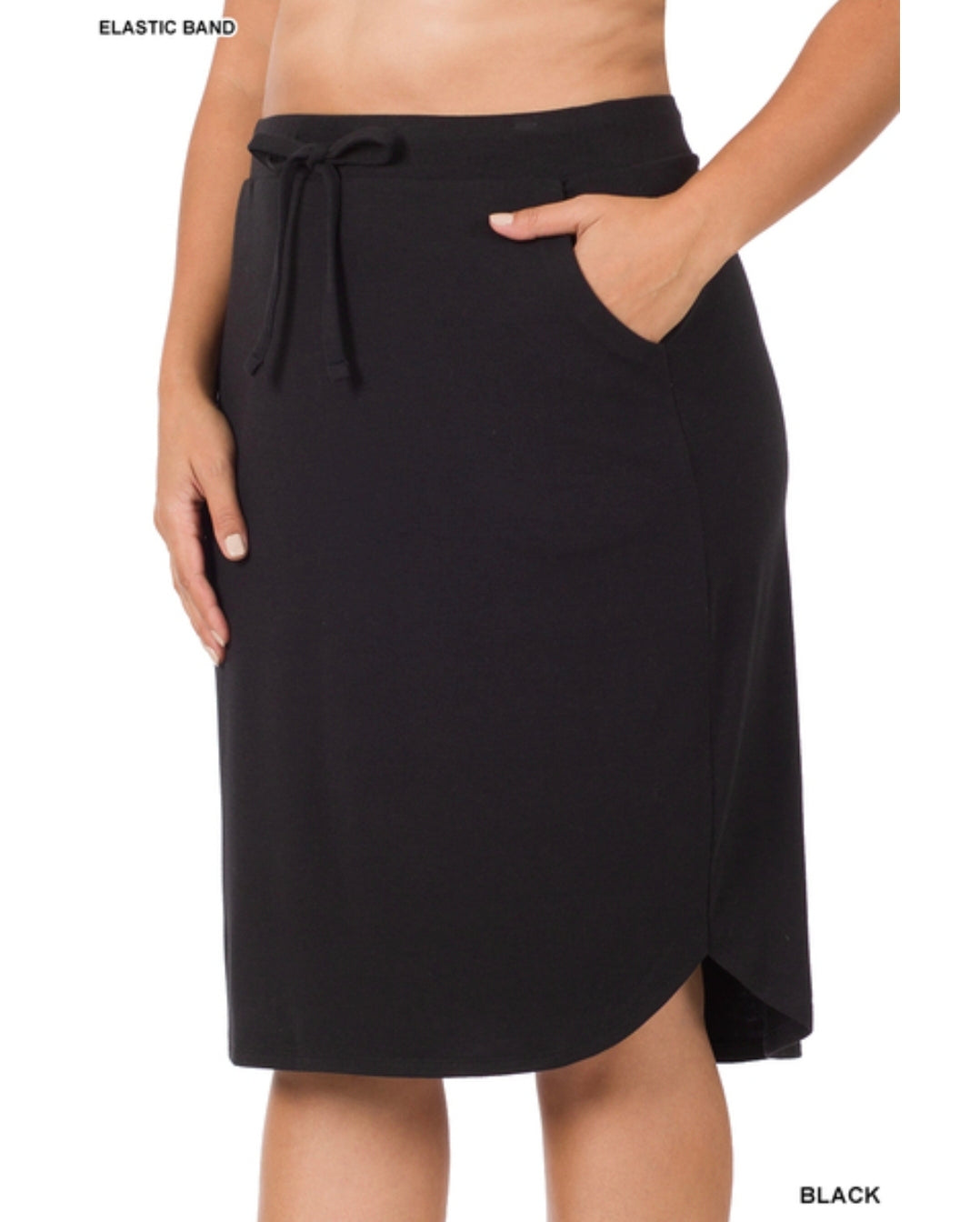 Plus skirt with side pockets
