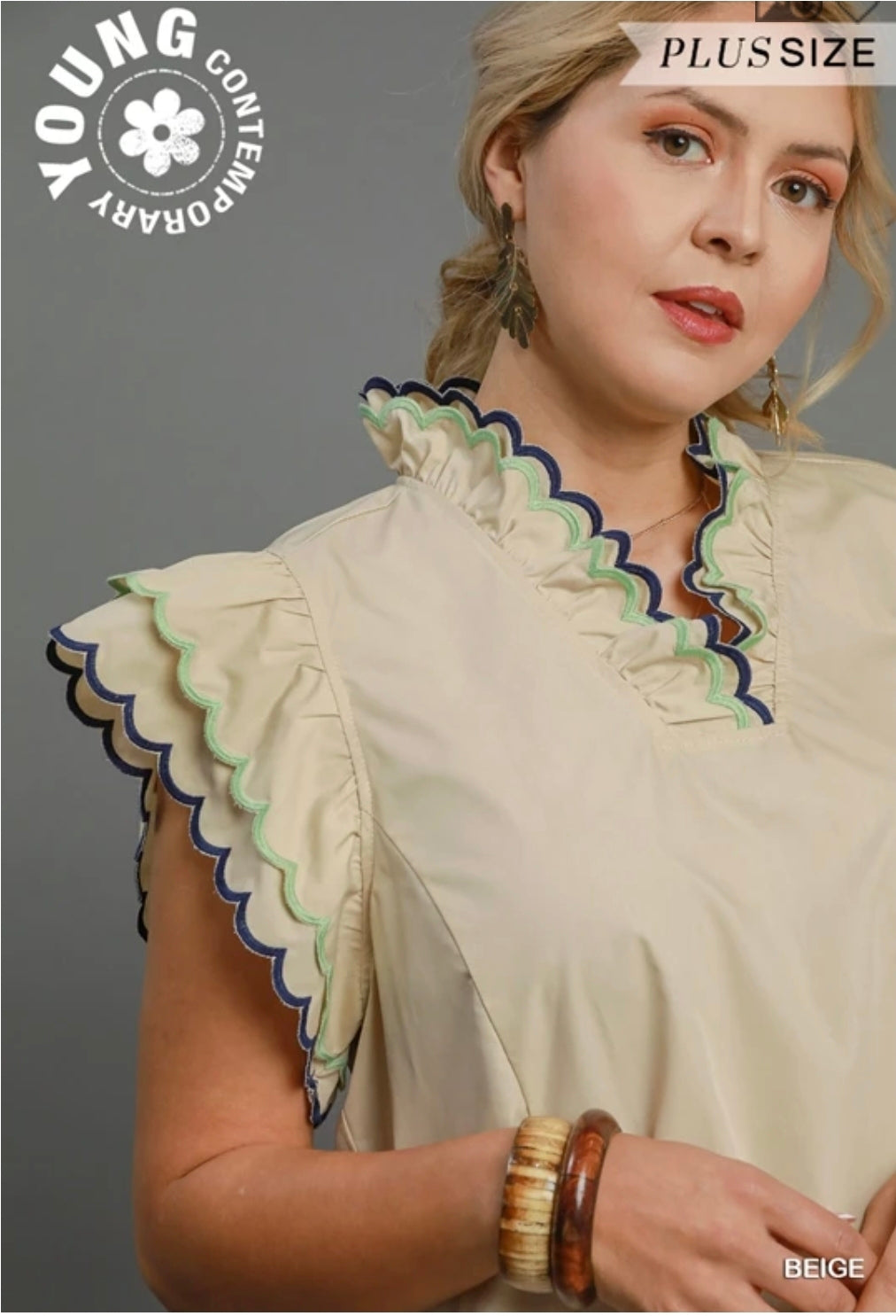 Ruffle scalloped sleeved dress