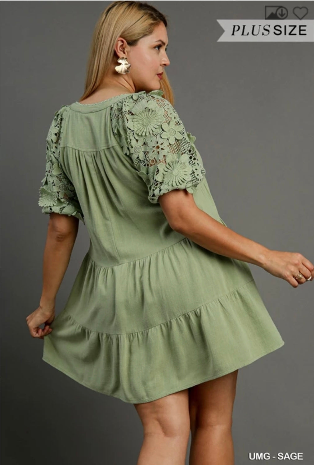 Linen tiered split neck dress