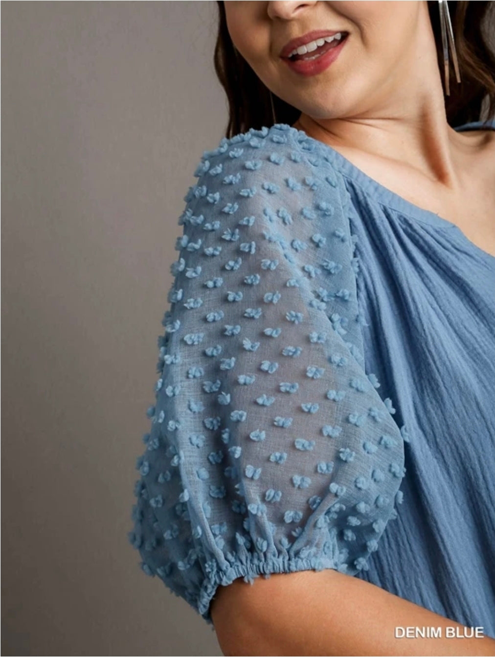 Floral applique boxy cut puffed sleeve top