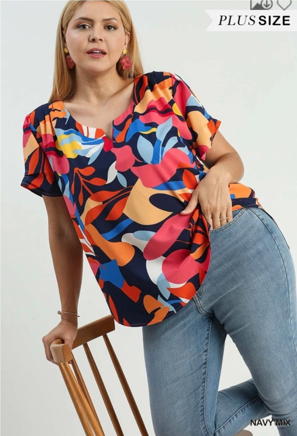 Short sleeve abstract print shirt
