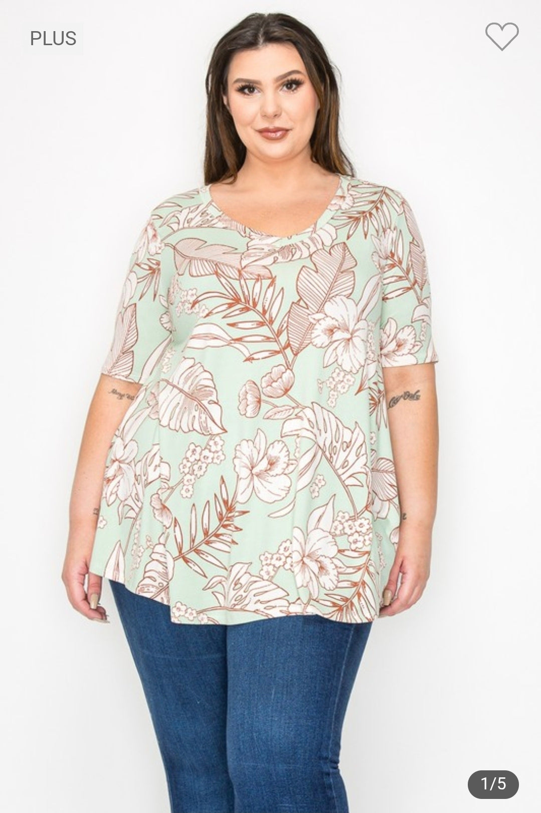 Plus size v neck short sleeves tunic top