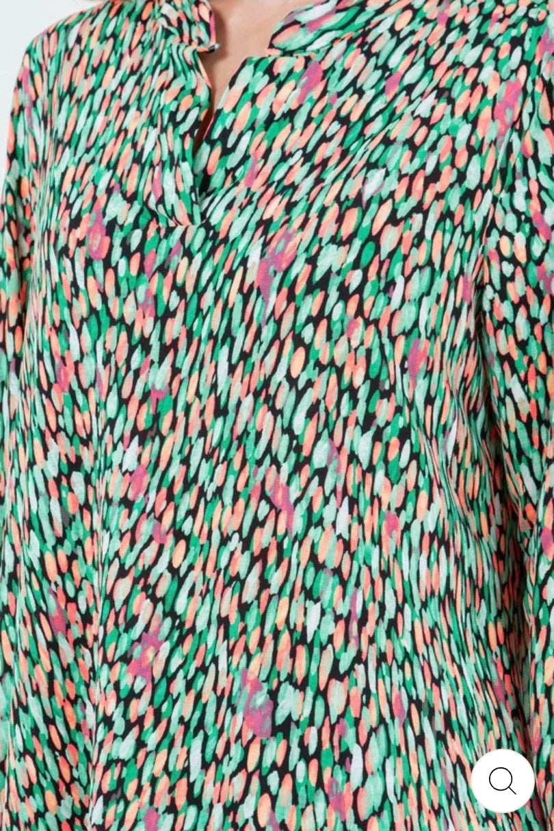 Green v neck 3/4 sleeves hi low tunic plus size top