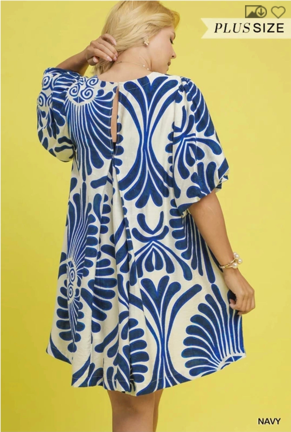 Abstract print pocket dress