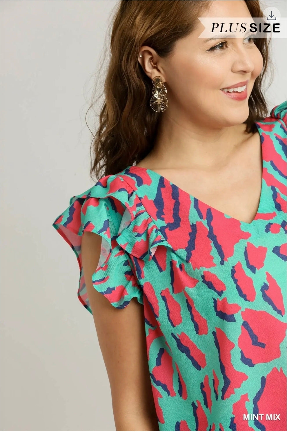Abstract print v neck top
