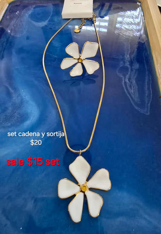 Set cadena y sortija de flor