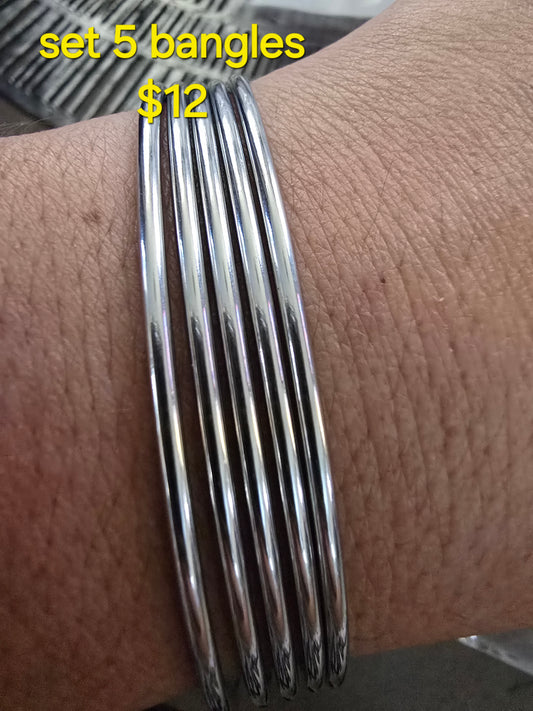 Set 5 bangles silver