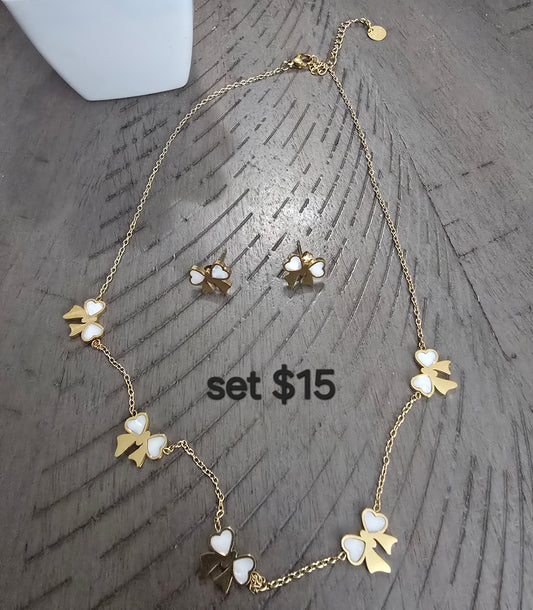 Bow gold necklace and earrings set