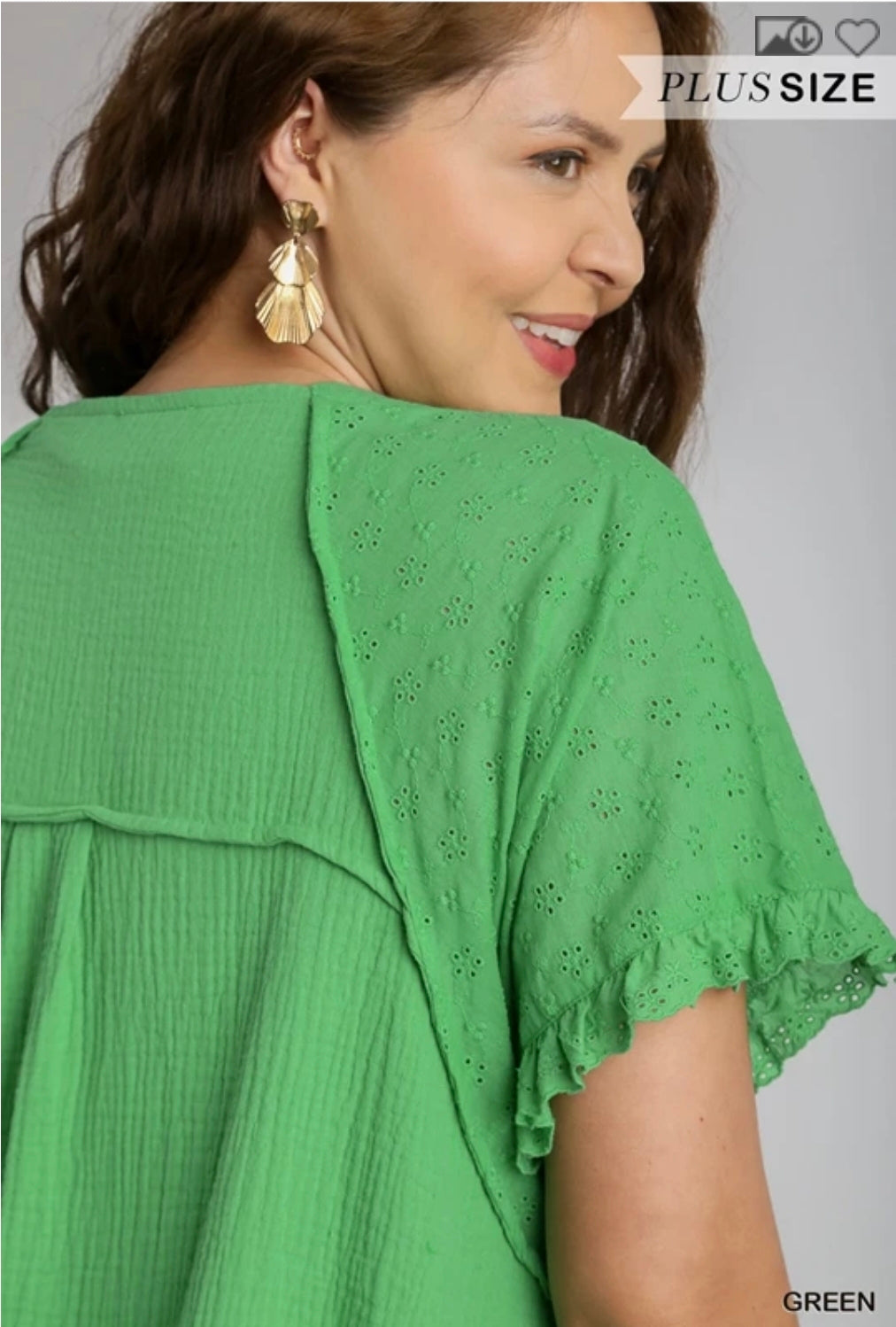 Round neck cotton dress with eyelet sleeves