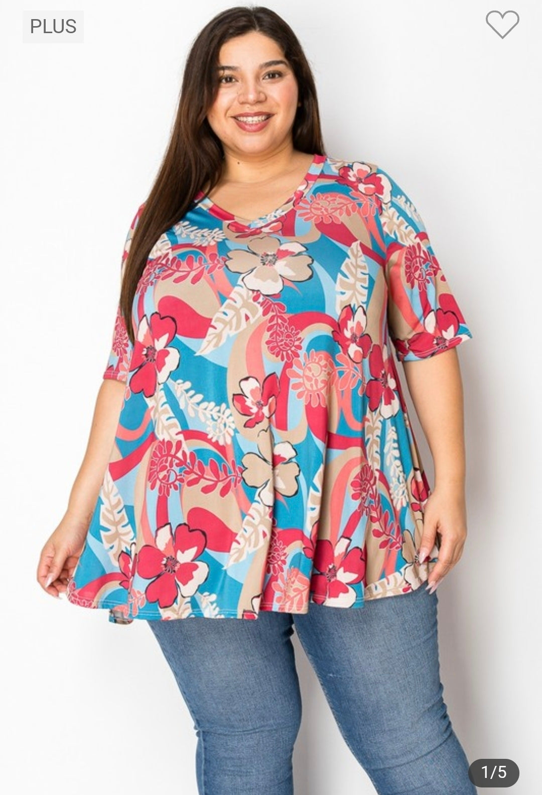 Plus size v neck flower print top