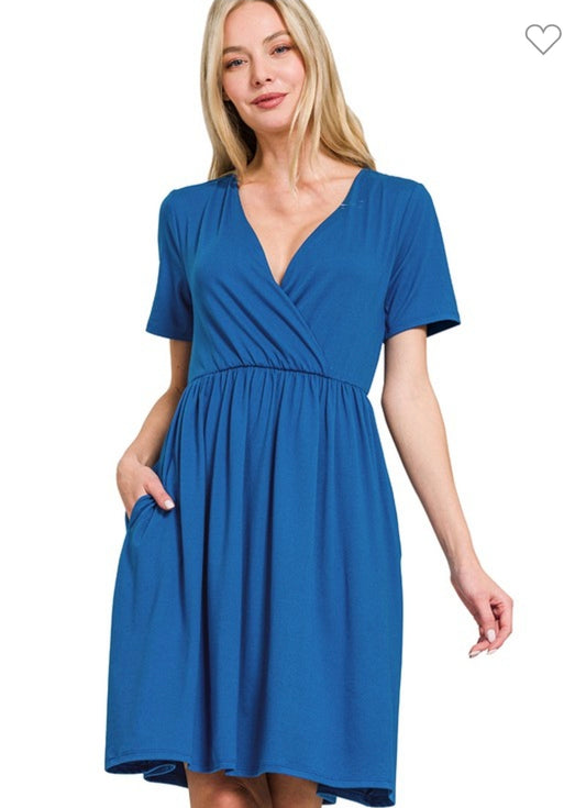 Soft dress with pockets