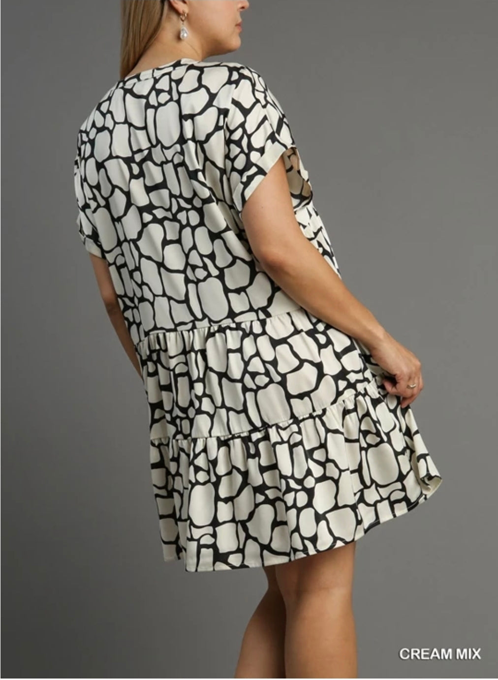 Two tone giraffe print Tiered a line mini dress