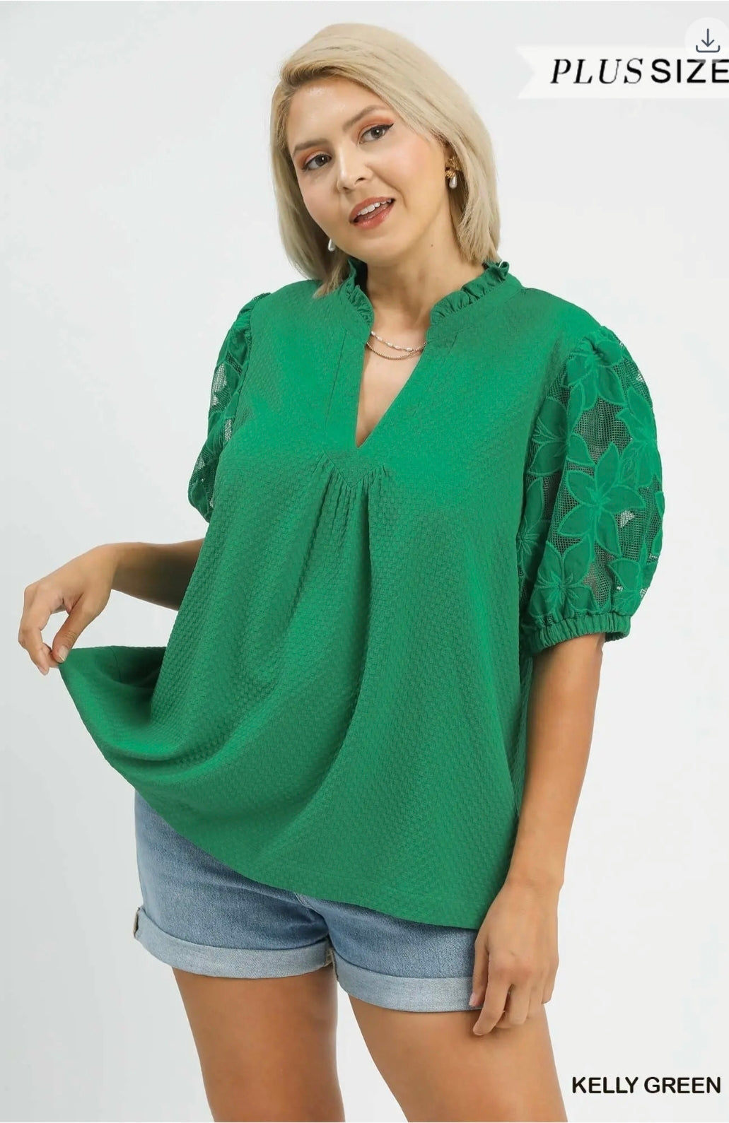 Textured blouse with lace contrast sleeve
