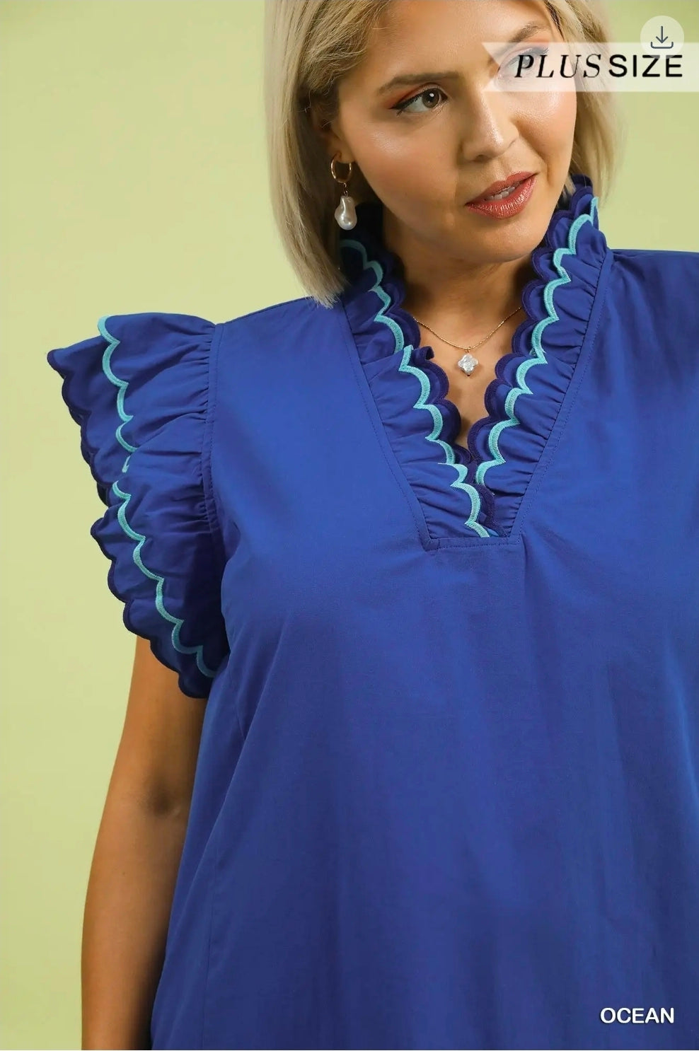 Scallop trim ruffle sleeve top