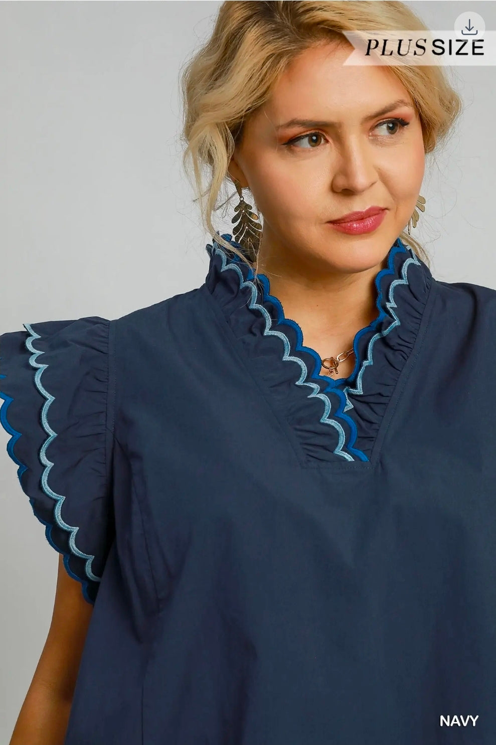 Scallop trim ruffle sleeve top